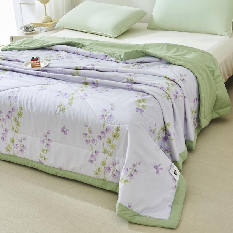 ROMROL Elegant Floral Cooling Summer Quilt