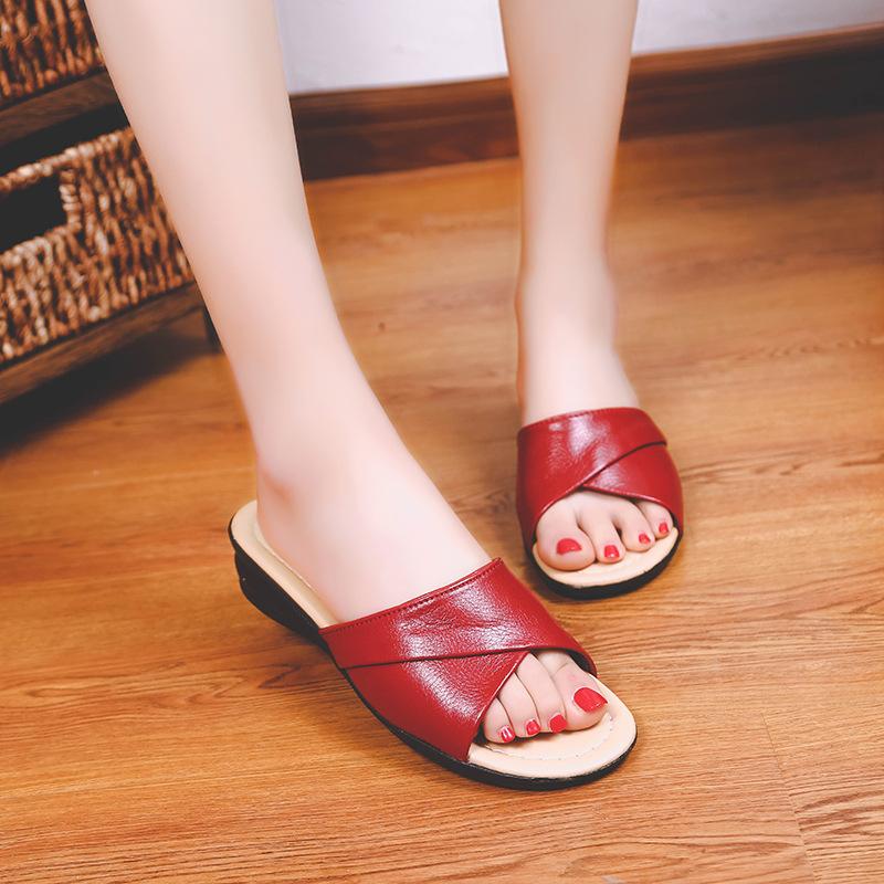 2024 Summer Flat Mom's Shoes Elderly Slippers Women's Cool Slippers External Wearing Slippers for Females