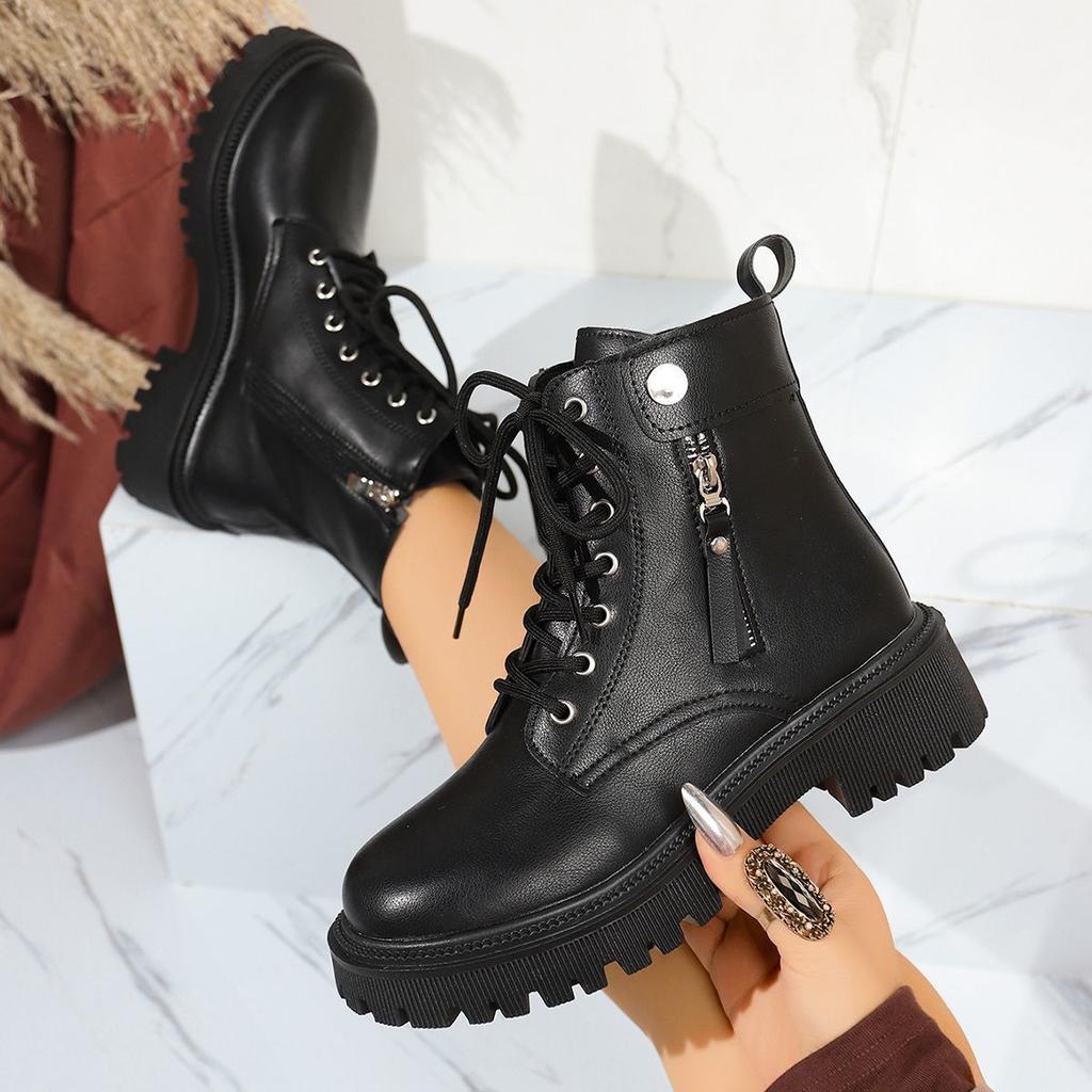 2025 autumn new Internet celebrity British style Martin boots women's fashion platform locomotive advanced sense fried street versatile short boots
