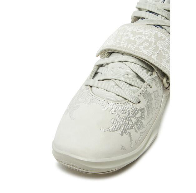 Кроссовки Nike Zion 3 Se