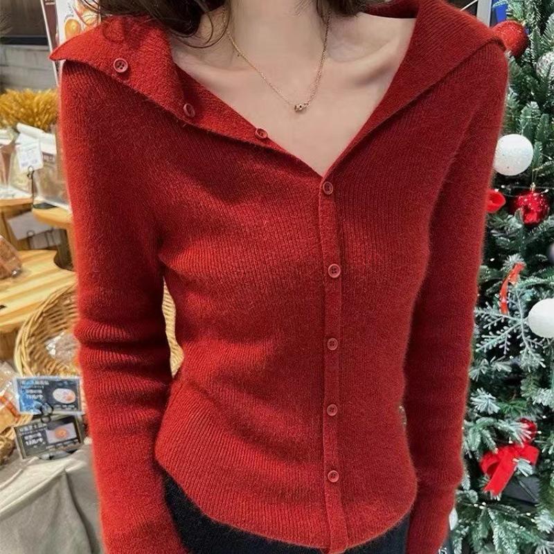 Women's Slim-Fit V-Neck Wool Knit Top: 2024 Autumn/Winter Design, Long-Sleeved and Stylish Base Layer