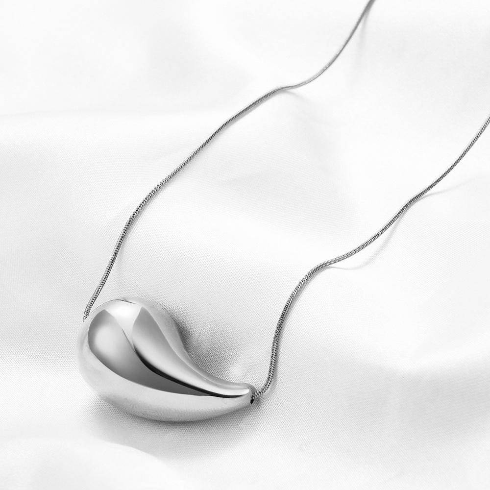 Trendy Hollow Water Drop Stainless Steel Snake Chain Necklace