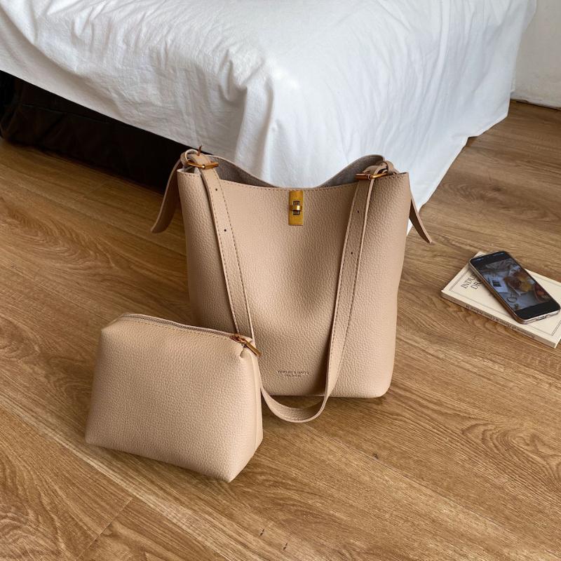 Korean Style Relaxed Shoulder Bag Spring Pu Bucket Bag Minimalist Horiztal Square Magnetic Snap Bag Solid Color Cross Body Bag