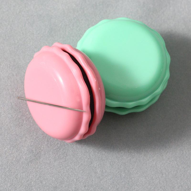 Macaron Color Cross Stitch Gadget Accessories Magnetic Needle Suction Box Needle Sharpener Small Box Storage Embroidery Needle Sewing Box