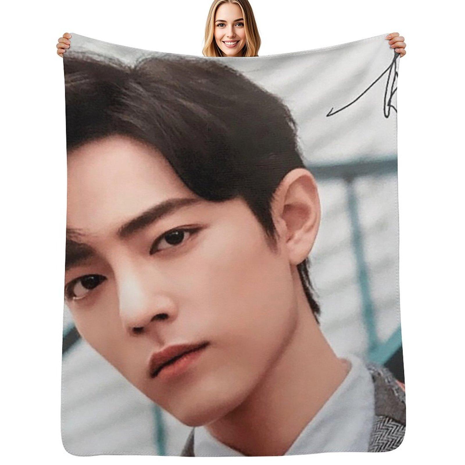 xiao zhan with signature Throw Blanket Anti Shedding Soft Fuzzy Blanket for Home Size: 75*100cm, Weight: 230 GSM