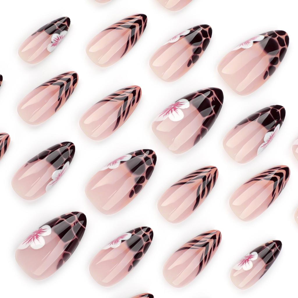 French Leopard Print Wearing Nail European and American Nail Art Fake Nail Short Flower Repeatable Nail Piece Finished Product