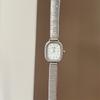 Retro Gilt Oval Light Luxury Fritillary Casual Versatile Retro Women'S Watch Temperament Advanced Sense