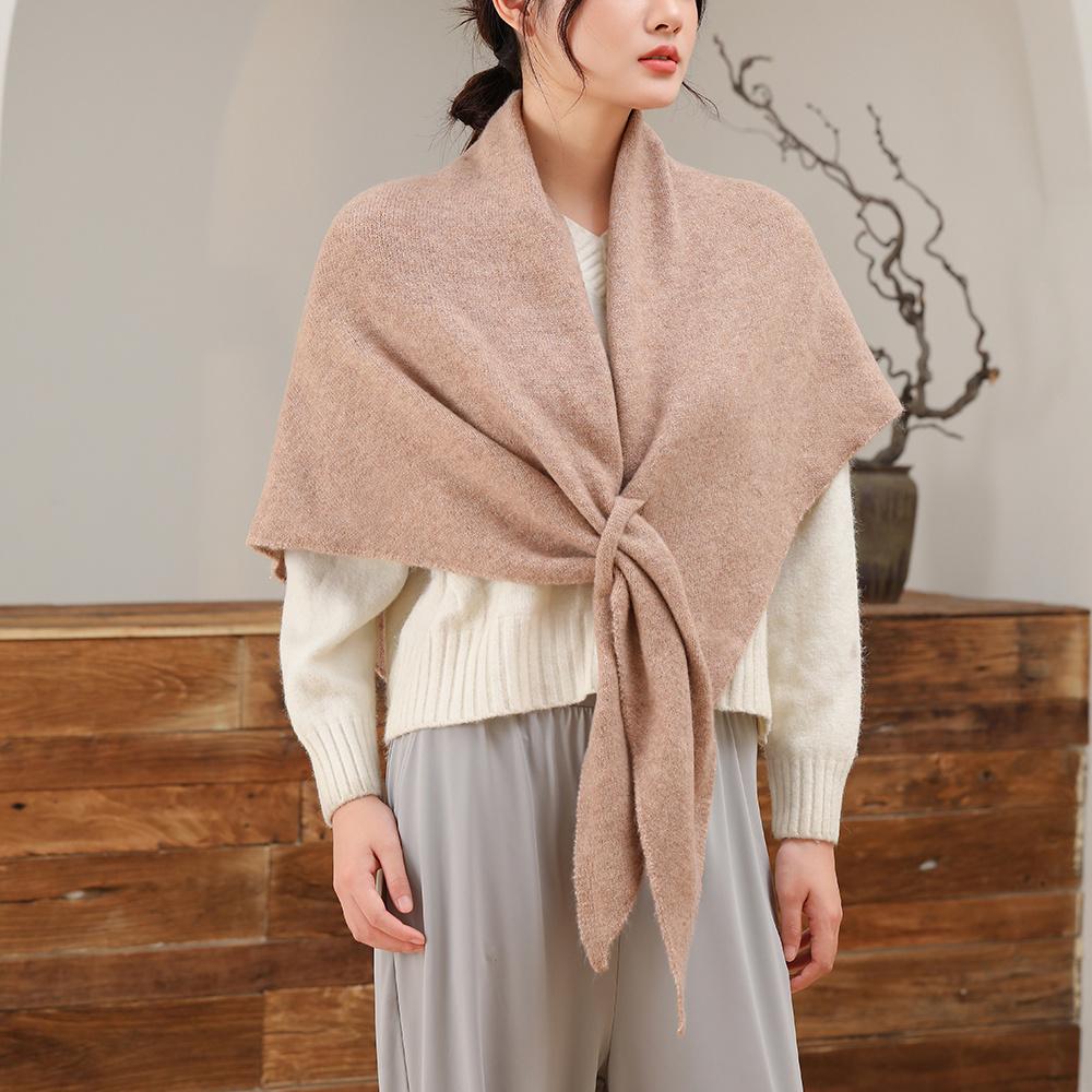 1Pc Striped Triangle Scarf Feel Scarf Autumn Air Conditioner Neck Protection Shawl Warm Scarf Versatile