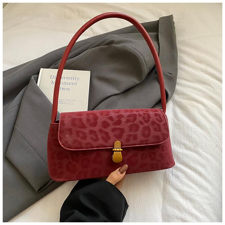 Vintage Niche Commuter Underarm Bag Women's Bag 2025 New Leopard Print Shoulder Bag Fashion Matte Handbag