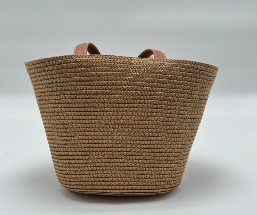 

Ins large capacity daily leisure commuting versatile woven shoulder bag vacation beach travel clock in photo bag Small: 35 * 11 * 20 хаки