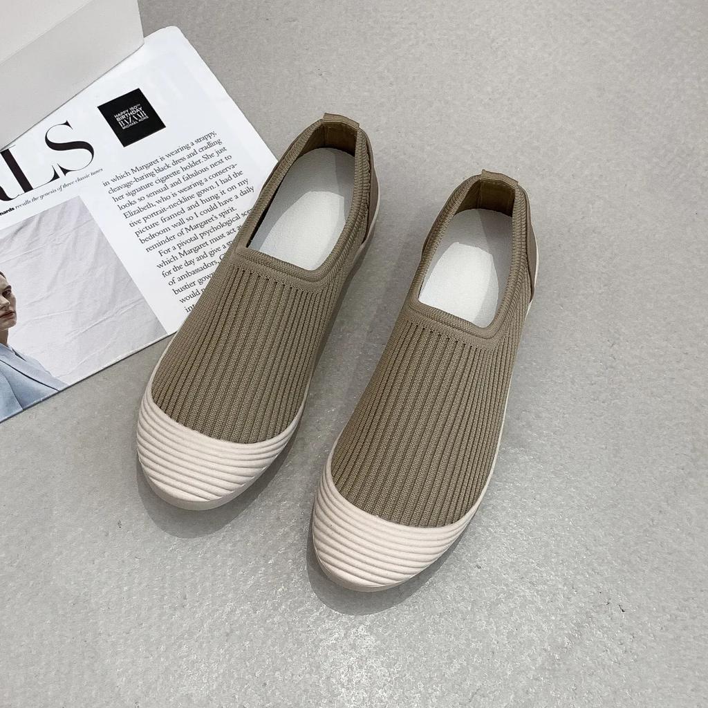 Flat Bottom Women Shoes Knitting Casual Flat Shoes Breathable Mesh Woman Designers Shoes Light Lady Ballets Flats Tenis De Mujer