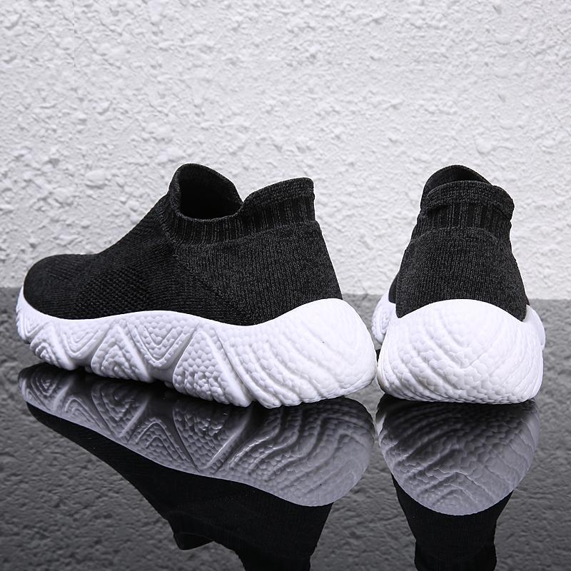 New Men Breathable Knit Casual Shoes Comfortable Slip-on Sport Shoes Street Fashion Loafers
