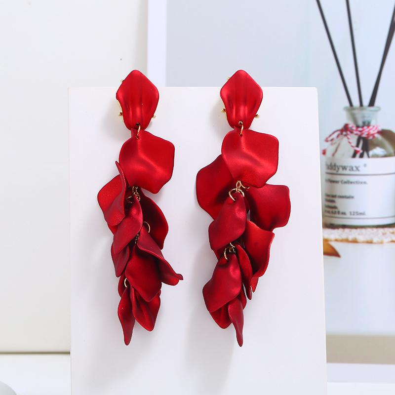 

925 silver needle red rose petal stud earrings, feminine long fringed earrings, retro exaggerated personality trendy earrings.