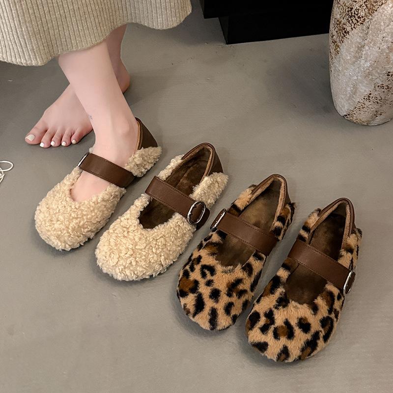 Xiaoxiangfeng mink plush shoes women's shoes, wear plush cotton shoes outside in autumn and winter 2025, and pedal Doudou cotton shoes with one foot
