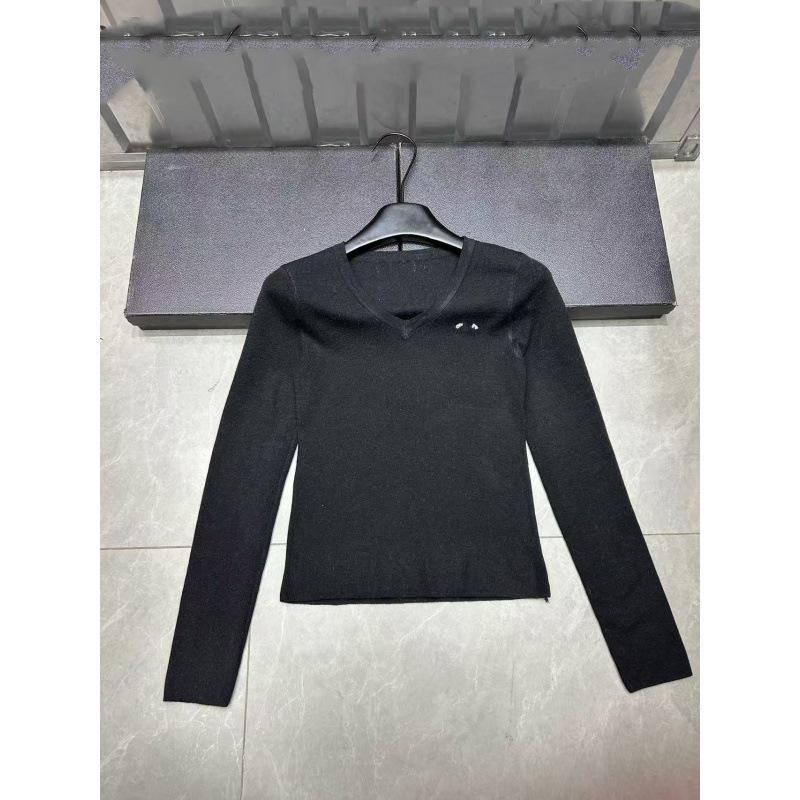 2025 Winter V-neck Knit Slimming Versatile Long Sleeve Top