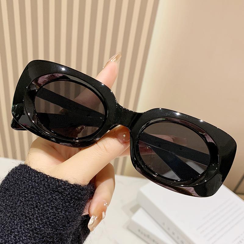 Oval Frame Sunglasses Women'S Eyes Street Shooting Sunglasses Retro Anti-Sun Photo Sunglasses Tide