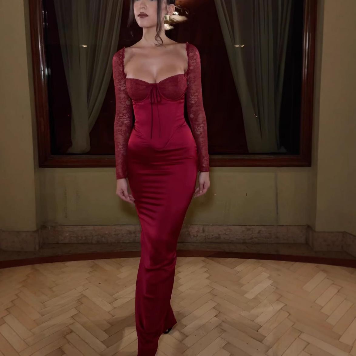 

Элегантное кружевное облегающее платье с длинным рукавом и глубоким вырезом Medium красный