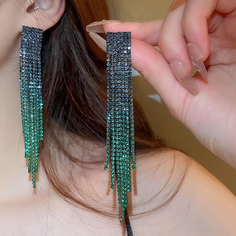 Elegant Rhinestone Tassel Earrings: High-End Shiny Diamond Design for Women