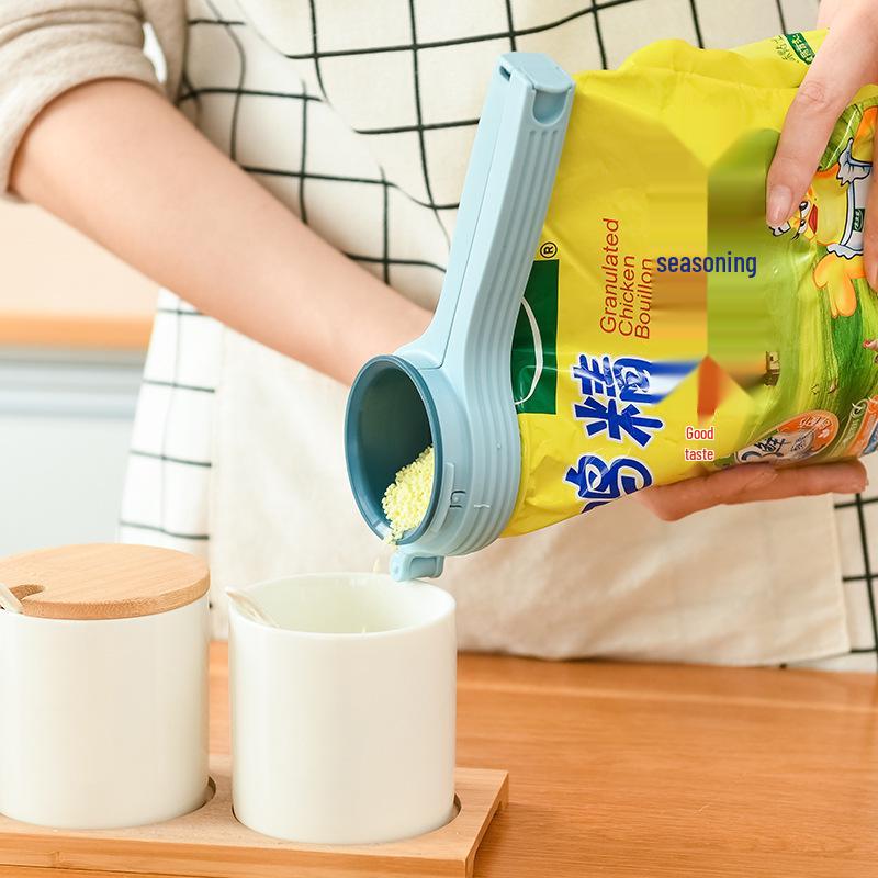 Large Moisture-Proof Food Clip with Dispenser Nozzle and Lid