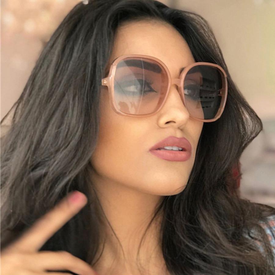 Classic Big Frame Luxury Women Sunglasses Brand Designer Fashion Plastic Vintage Round Gradient Sun Glasses Uv400 Eyewear