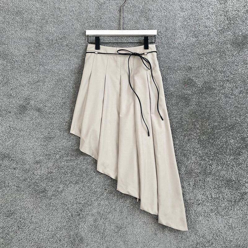 

[Распродажа, возврат невозможен] Костюм в стиле ретро с подтяжками и асимметричной плиссированной юбкой Medium