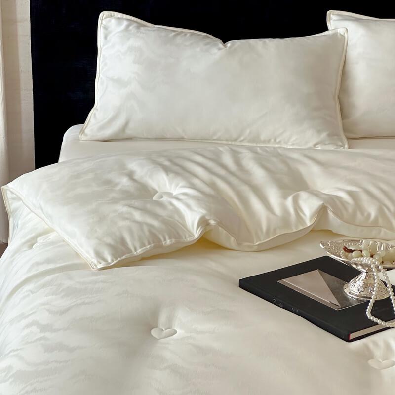 Qisefang Seidensatin Jacquard Thermostatische Winterdecke