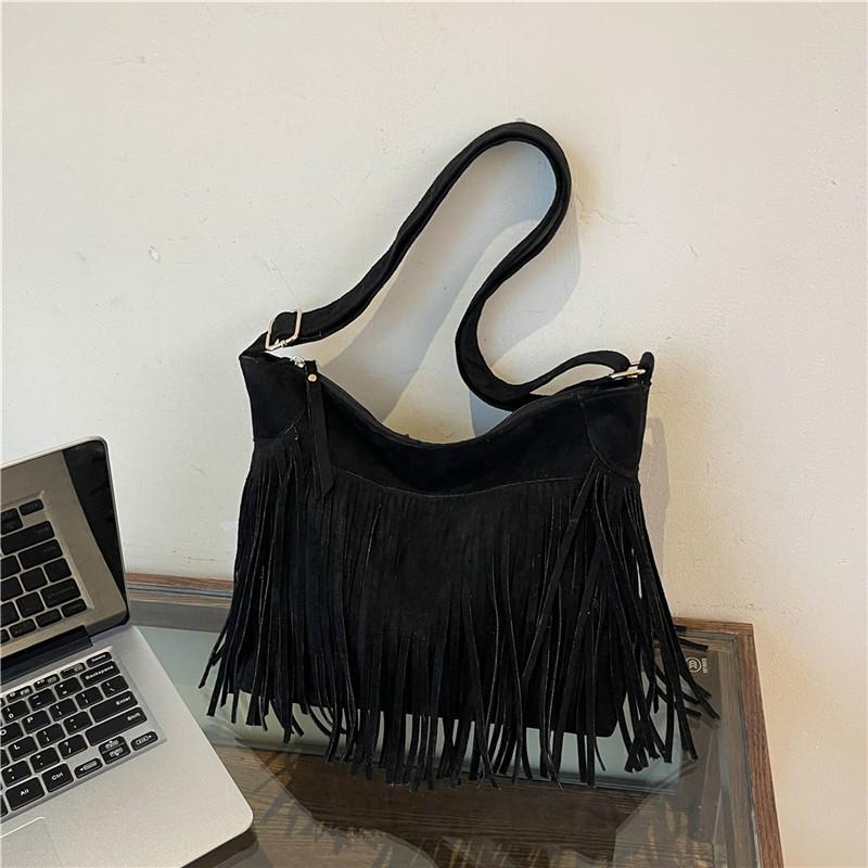 Brown Matte Design Bag 2025 Autumn New Women's Bag Bohemian Retro Versatile Messenger Bag Fringed Bag