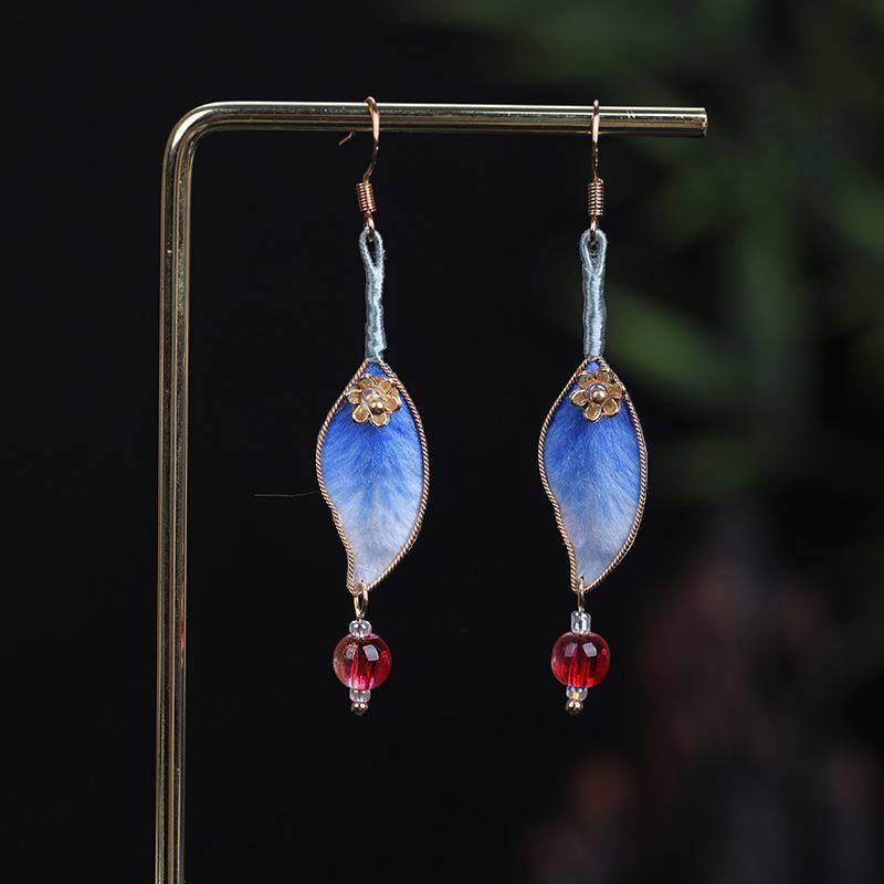 Ronghua Handmade Earrings: Intangible Cultural Heritage, Suitable for Daily Wear with Hanfu or Qipao.