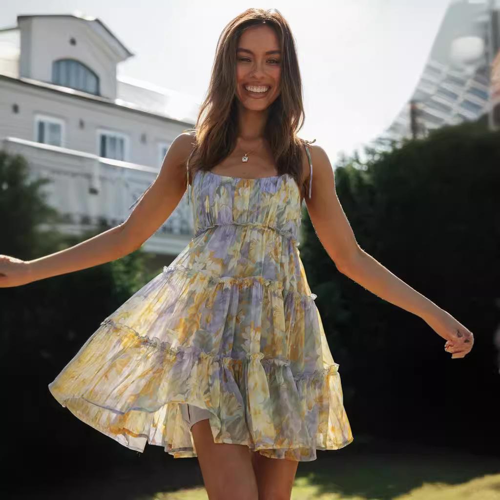 

Floral Strappy Sundress with Ruffled Hem in Pastel Colors - Women s Summer Casual Dress XL