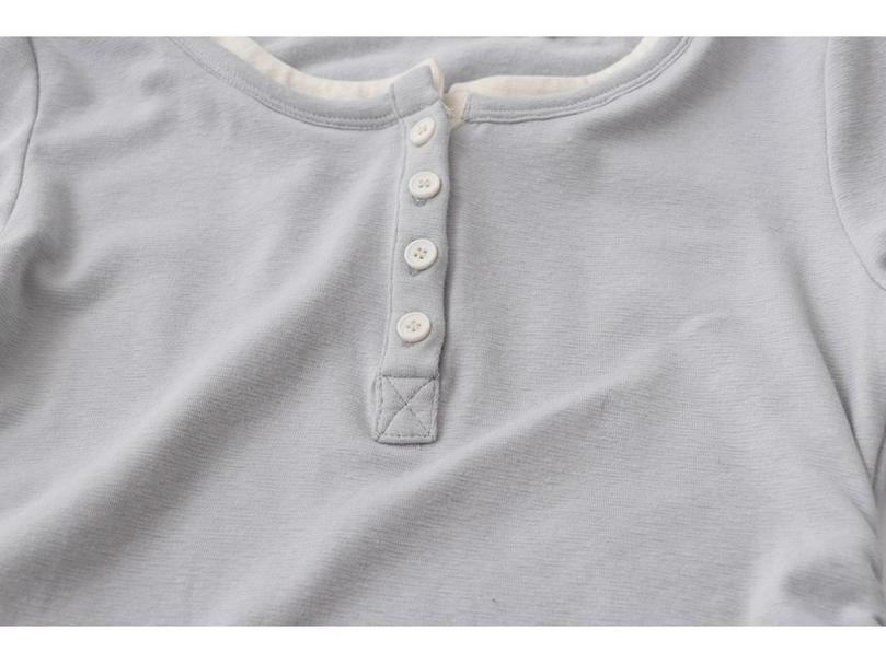 Women's Retro Color Block Two-Piece T-shirt: Slimming Base Layer for Spring/Autumn