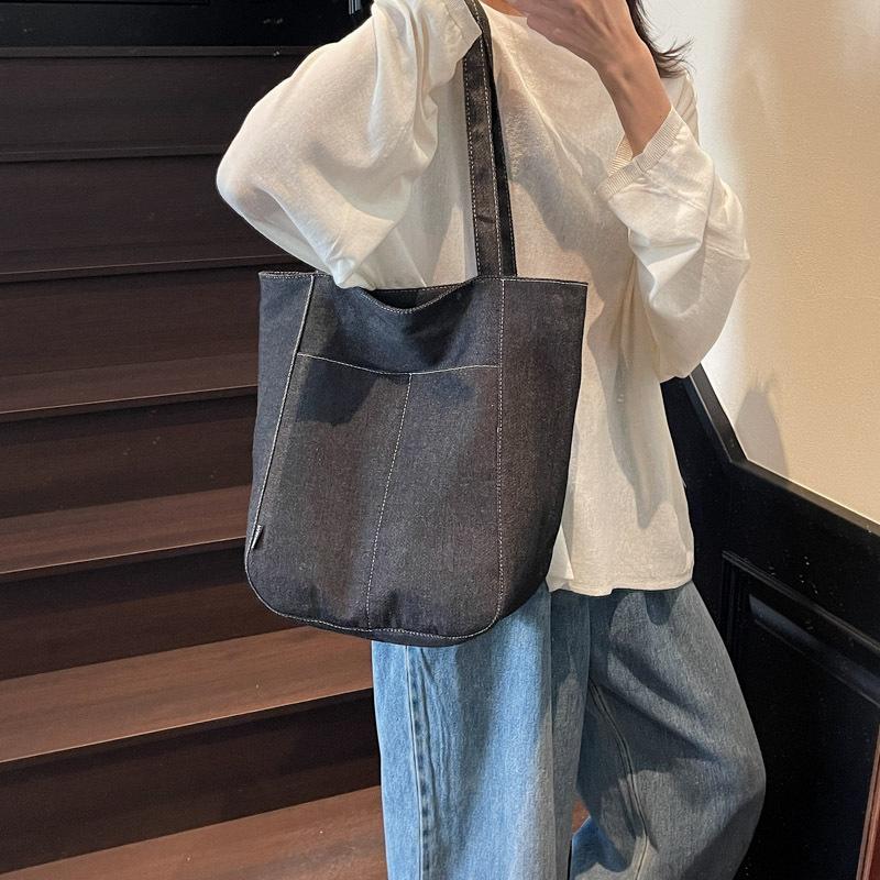 Bag Women's Large Capacity 2025 New Spring Leisure Niche Design Shoulder Shopping Bag Foreign Commuter Tote Bag