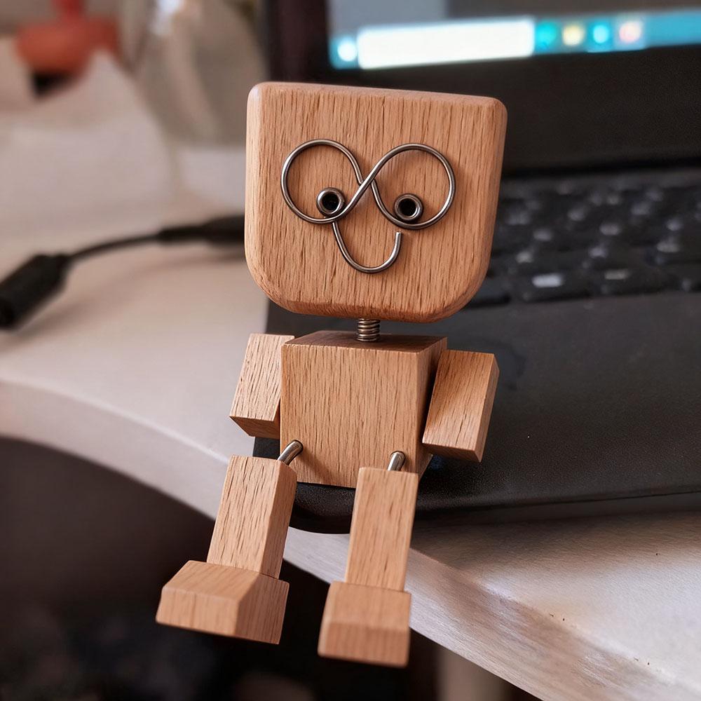 Shaking Wooden Man Figurine Funny Bobblehead Car Dashboard Decor Little Nerdy Dolls Car Accessories Car Ornaments Creative Gifts