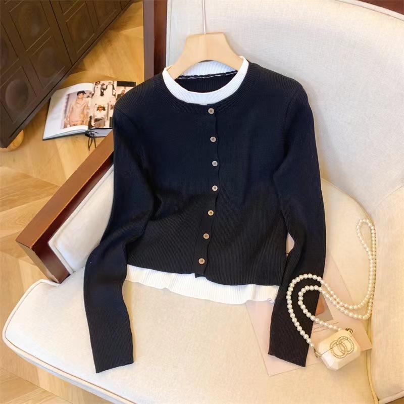 Girl Next Door Has A Spring and Autumn Contrasting Color Fake Two-piece Sweater Lazy Style Inner Bottom Shirt Long Sleeves