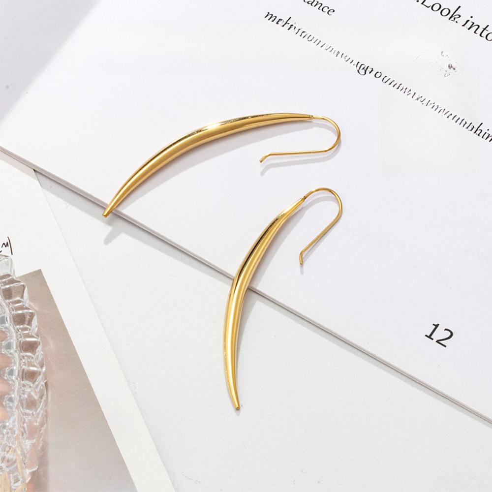 Simple Slender Wolf Tooth Earrings Gold Niche High-end Earrings Women's Titanium Steel Non-fading Jewelry