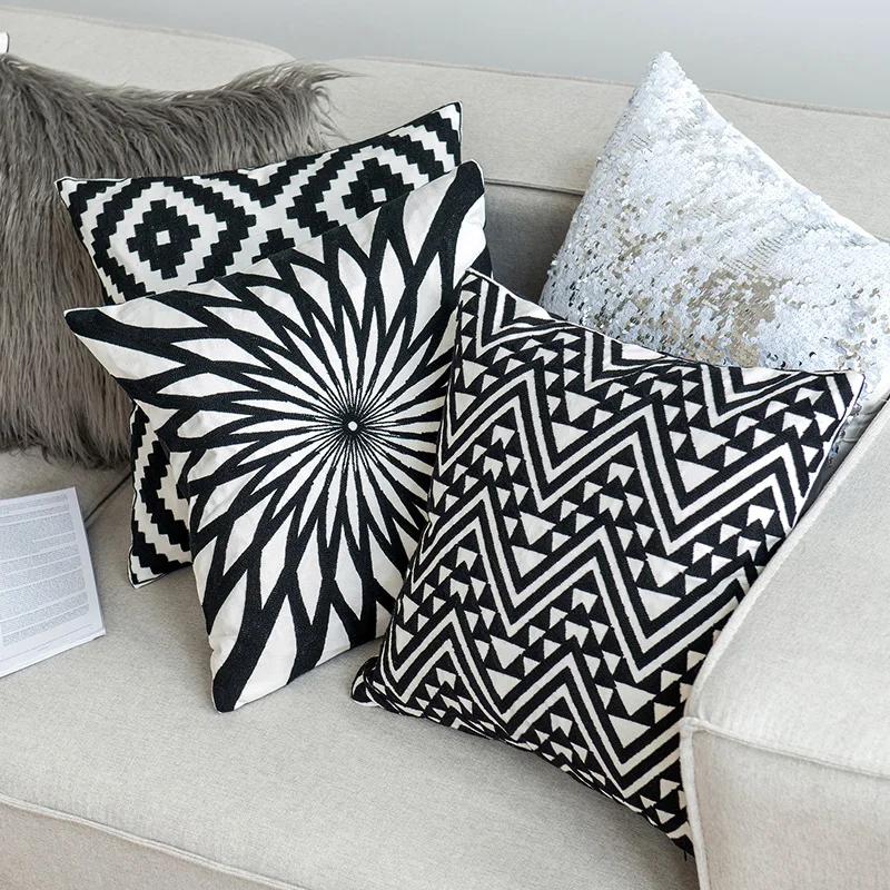 Home Decorative Embroidered Cushion Cover Black White Canvas Cotton Square Embroidery Pillow Cover 45X45Cm For Sofa Bed Chair