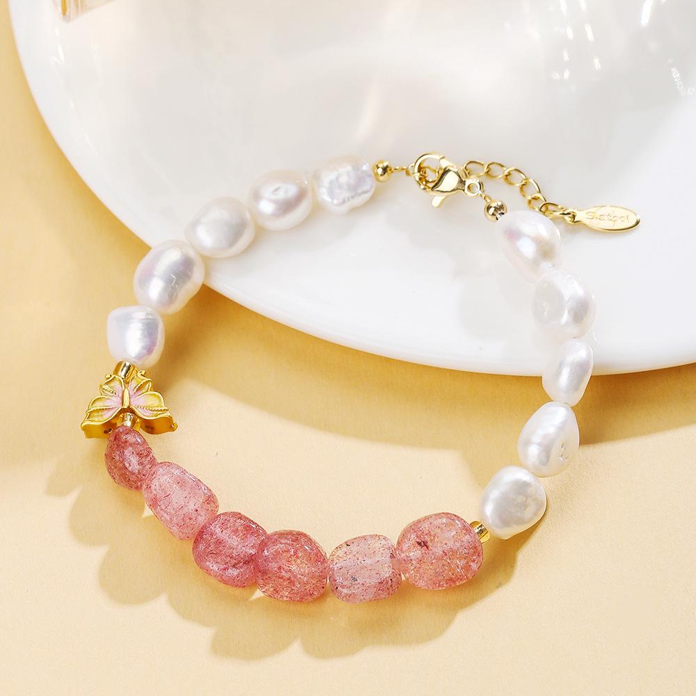 Strawberry Quartz & Large Pearl Adjustable Bracelet: Sweet Girl Light Luxury Design