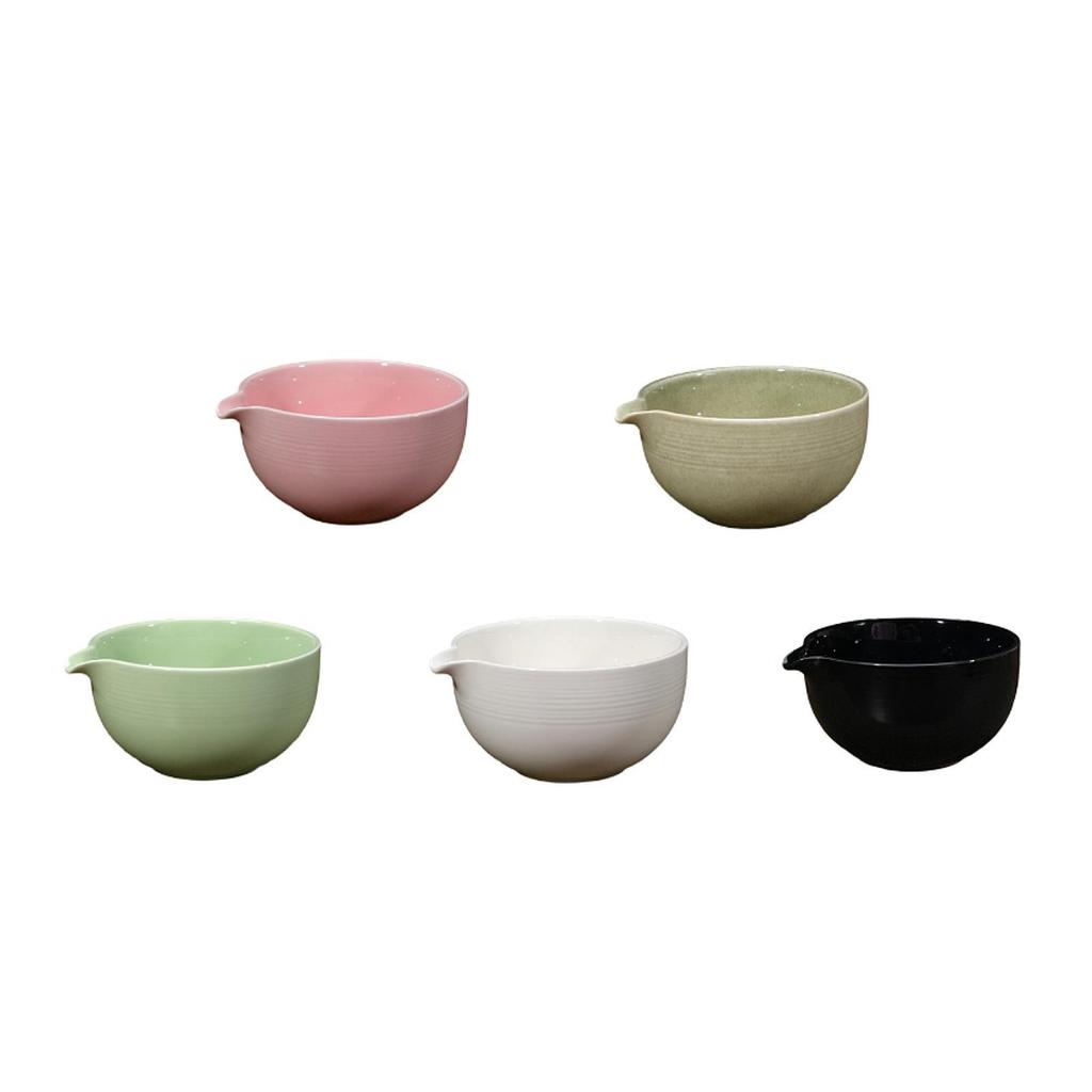 Handmade Ceramic Bowl with Spout for Matcha Mixing And Tea Ceremony