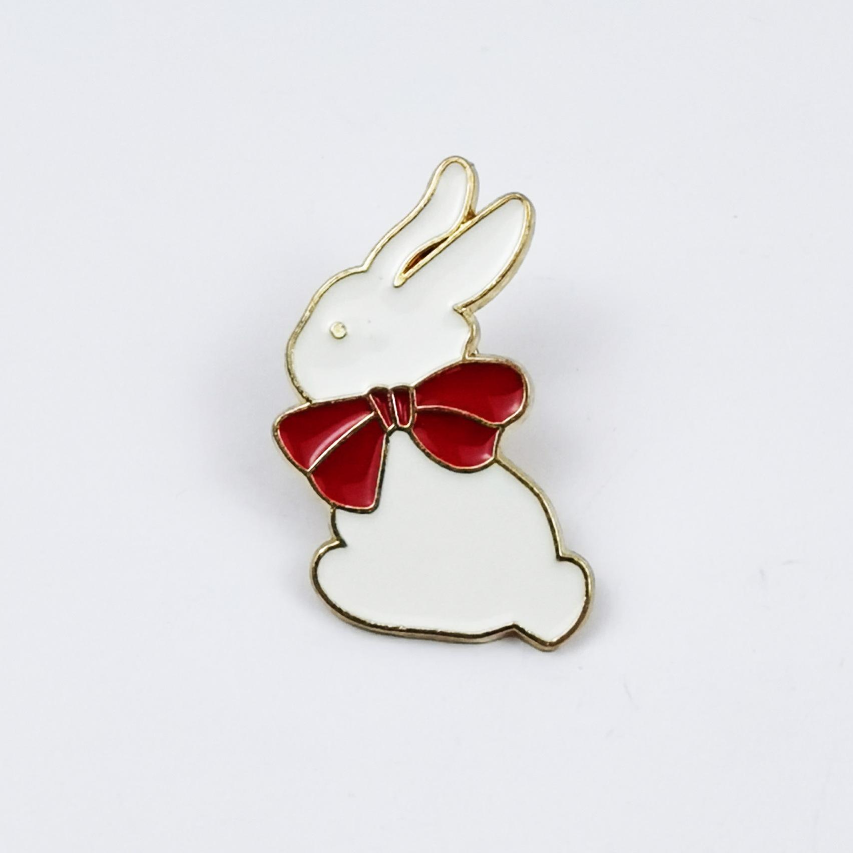 Cartoon Fox Rabbit Brooch - Cute Versatile Alloy Accessory for Clothing & Bags