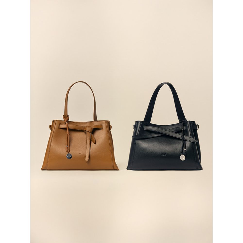 AMAG STUDIO DUAL CIRCLE CHARM