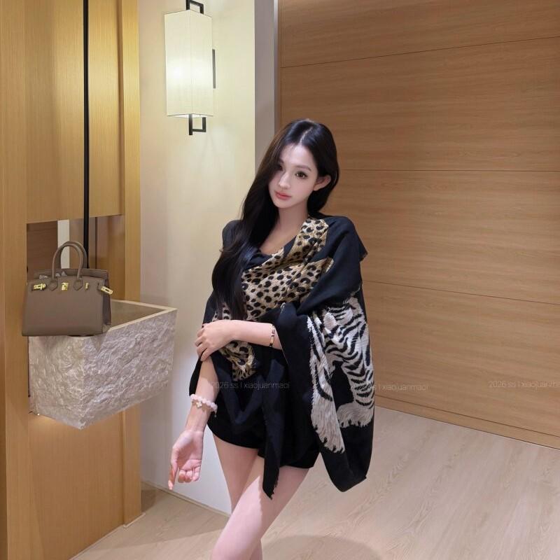 American Retro Cheetah Shawl Women's New Light Luxury Fashion Old Money Style High-end Scarf with Versatile Temperament