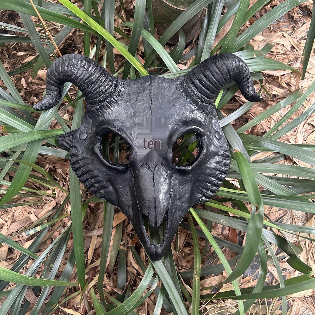 Goat Skull Halloween Mask - PU Animal Costume Prop for Parties & Escape Rooms