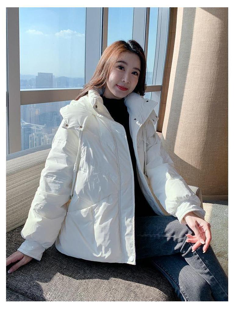 Women's Short White Duck Down Jacket - Korean Style, Wash-Free, Warm & Thick for Winter