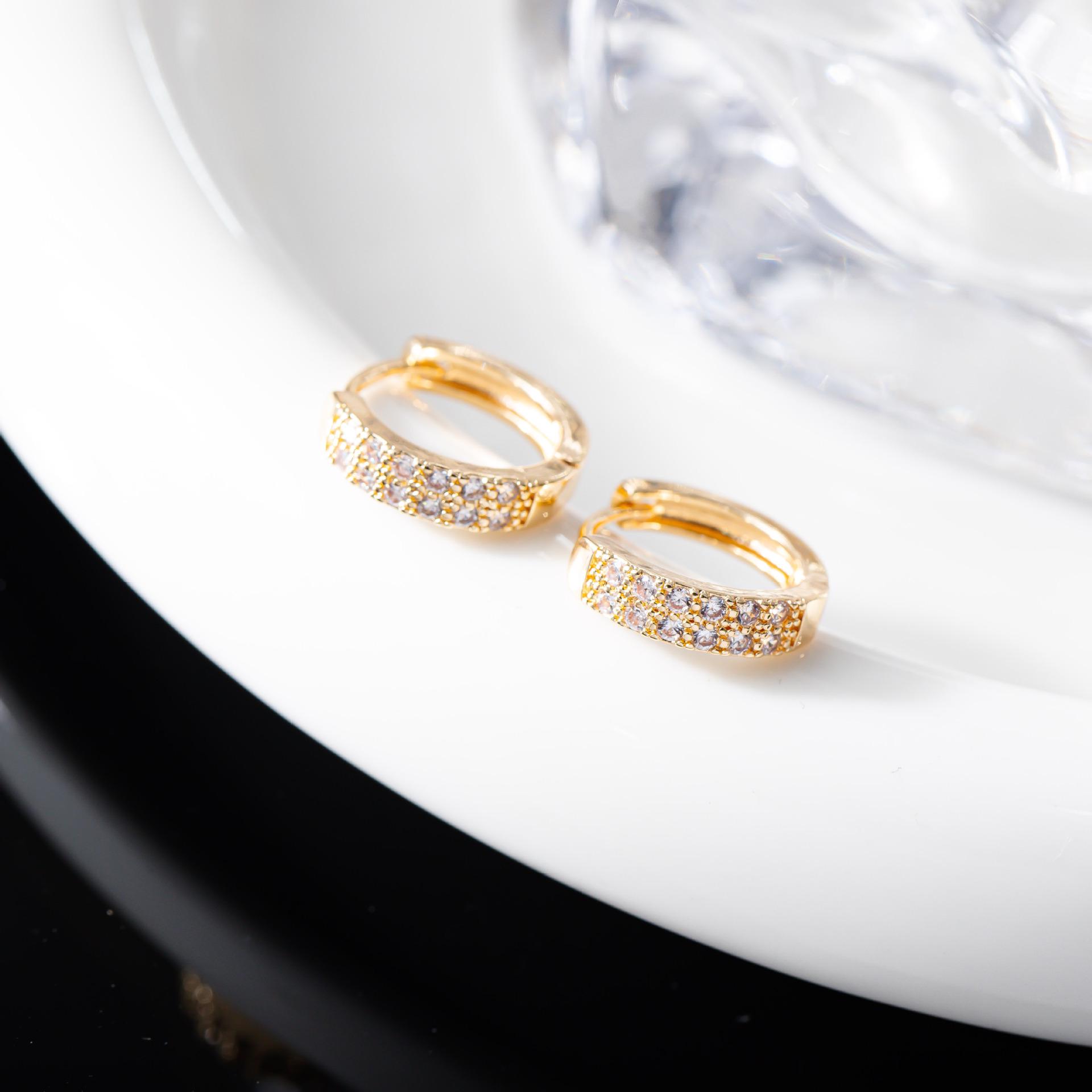 Elegant Zircon-Encrusted Copper Hoop Earrings - Luxurious Chic