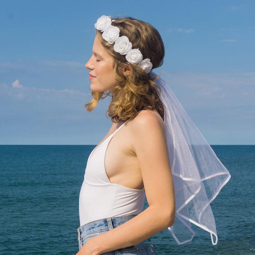 Elegant Floral Bridal Headband with Veil Wedding Headwear Bridal Wreath Veil for Bachelorette Party & Bridal Shower Gift
