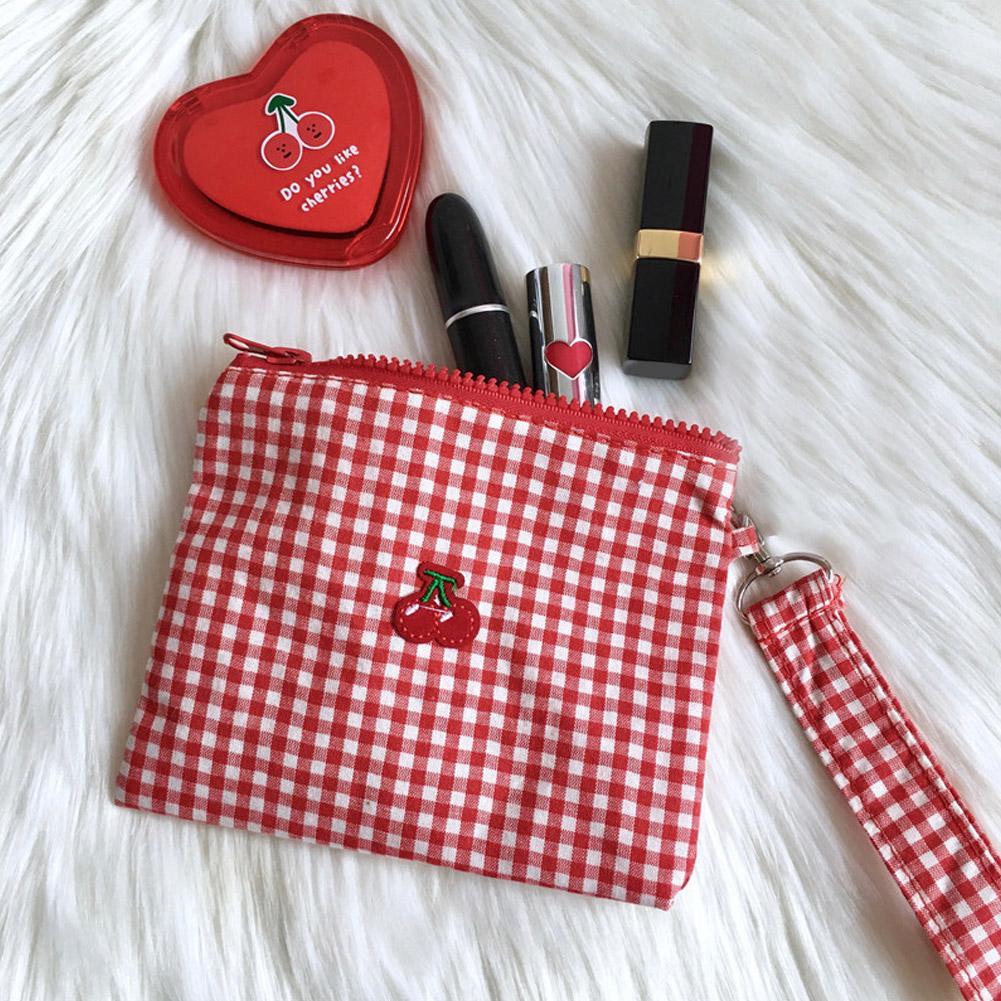 Makeup Bag Canvas Large Capacity Portable Red Cherry Plaid Print Cosmetic Pouch Travel Bag for Women Lipstick Storage