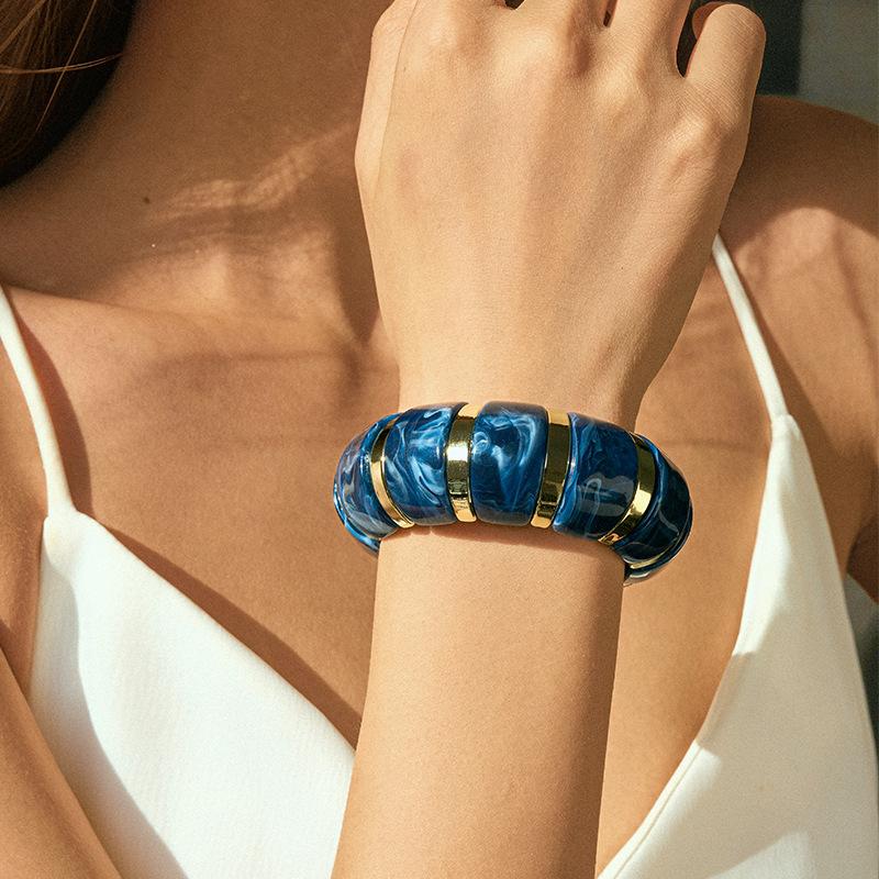 Vintage Punk Acrylic Elastic Rope Thick Wide Bracelet  Charm Bangles Temperament Jewelry For Women