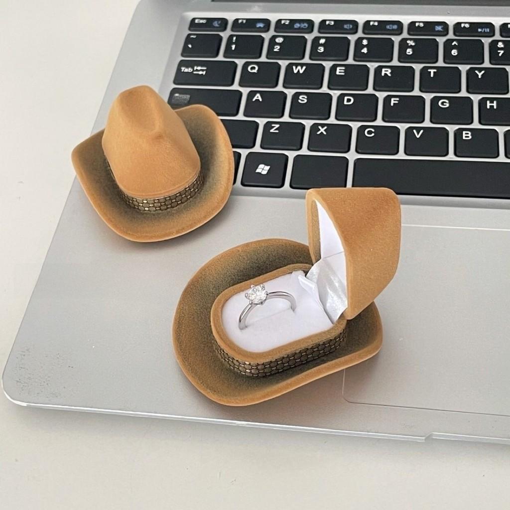 Woody Hat Ring Box With Leather Material For Valentines Day Gift And Proposal Keepsake