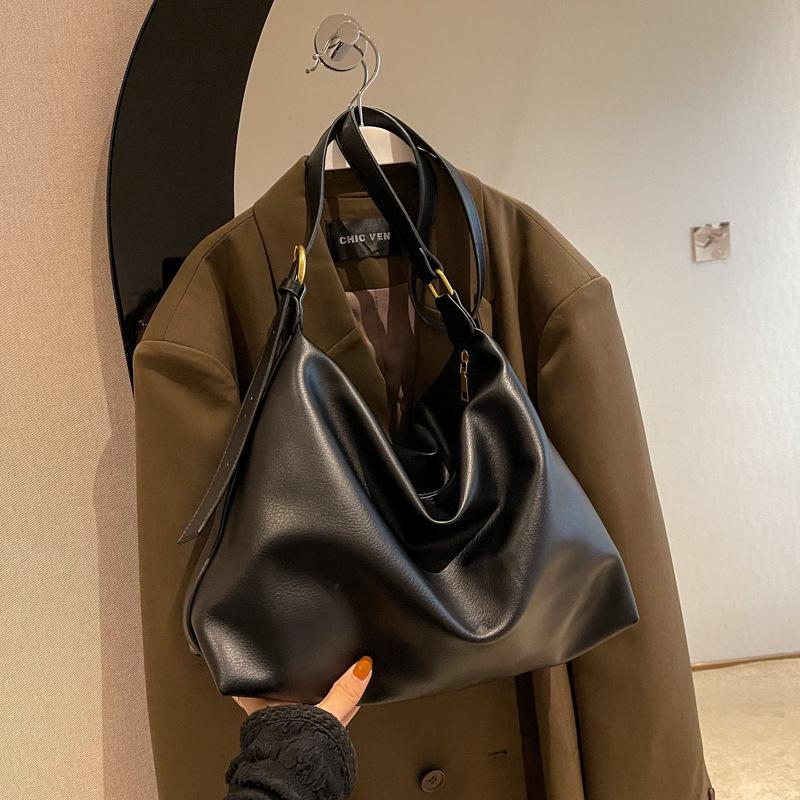 

2024 Retro Fashion Large Capacity Women s Crossbody Shoulder Tote Bag кавовий