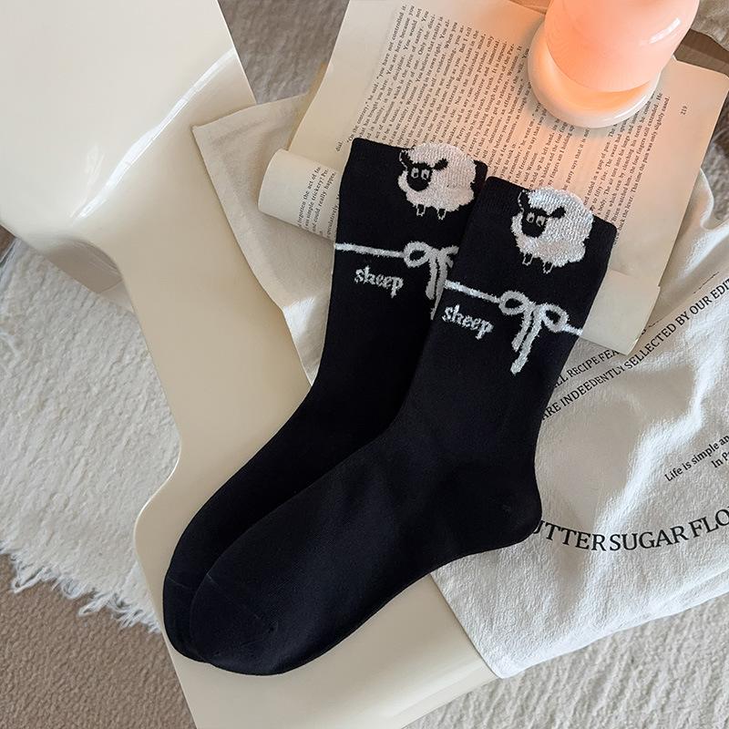 Autumn Women Socks Cartoon Animal Cute Sheep Socks for Girls Warm Cotton Lamb Pattern Sock for Ladies Christmas Gifts