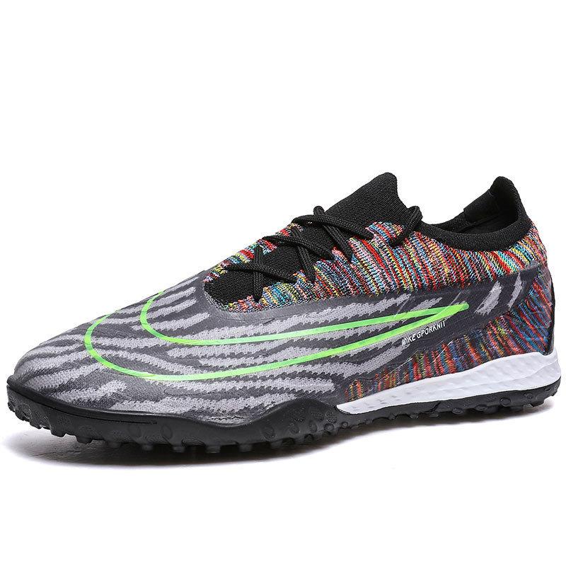 Sports nails 2025 youth football shoes men's low-top 2025 broken long shoe nails student sneaker training